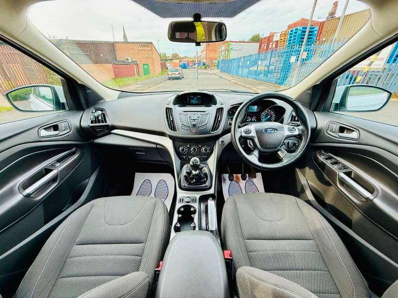 A 2015 FORD KUGA ZETEC TDCI A 2015 FORD KUGA ZETEC TDCI