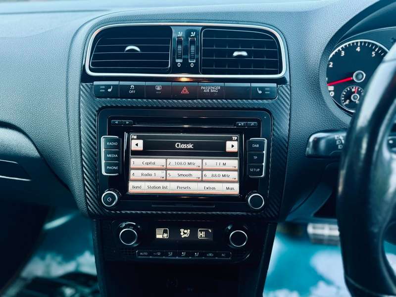 2011 VOLKSWAGEN POLO 2011 VOLKSWAGEN POLO