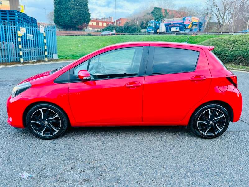 2014 TOYOTA YARIS 2014 TOYOTA YARIS