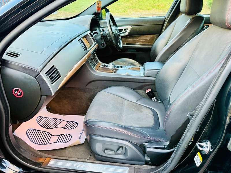 2014 JAGUAR XF 2014 JAGUAR XF