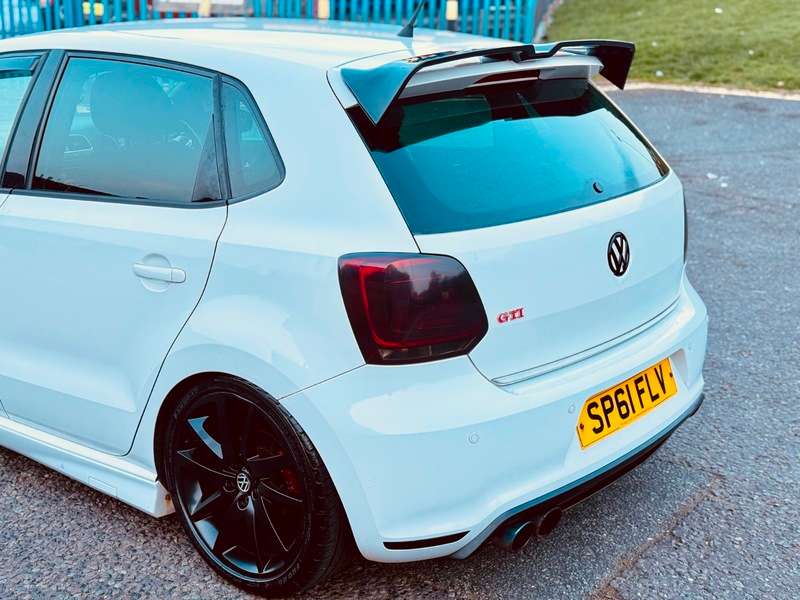 2011 VOLKSWAGEN POLO 2011 VOLKSWAGEN POLO