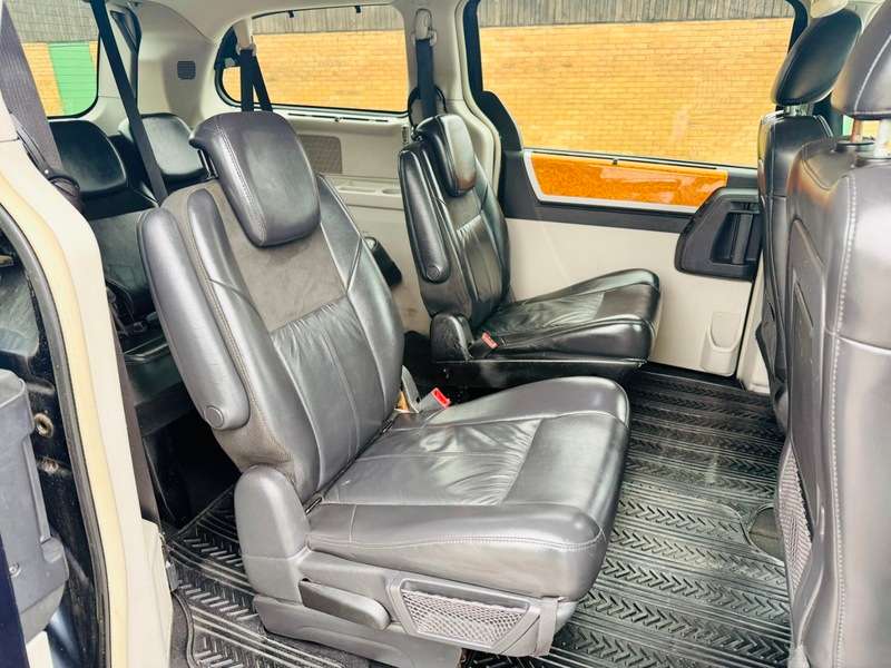 2010 CHRYSLER VOYAGER 2010 CHRYSLER VOYAGER