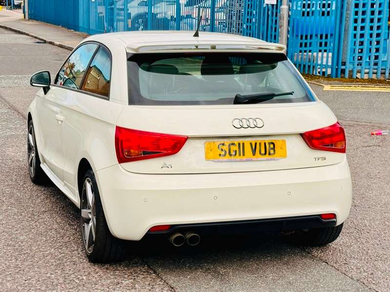 2011 AUDI A1 2011 AUDI A1