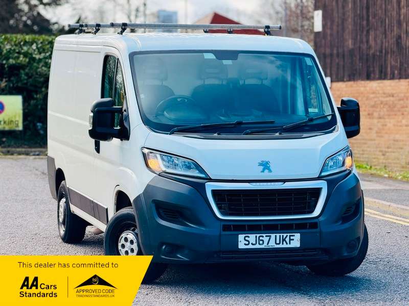 A 2017 PEUGEOT BOXER BLUE HDI 330 L1H1 PROFESSIONAL P/V A 2017 PEUGEOT BOXER BLUE HDI 330 L1H1 PROFESSIONAL P/V