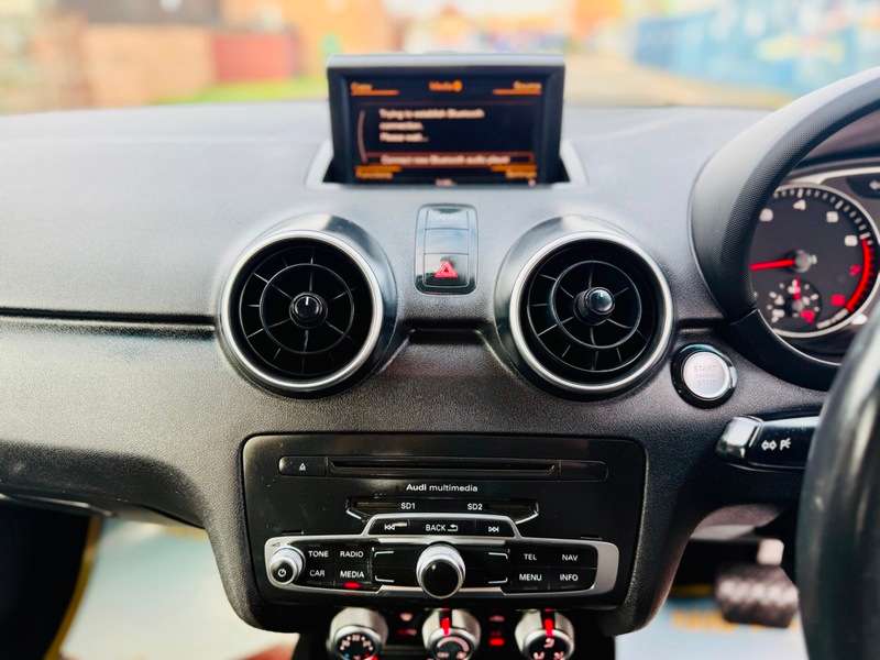 2014 AUDI A1 2014 AUDI A1