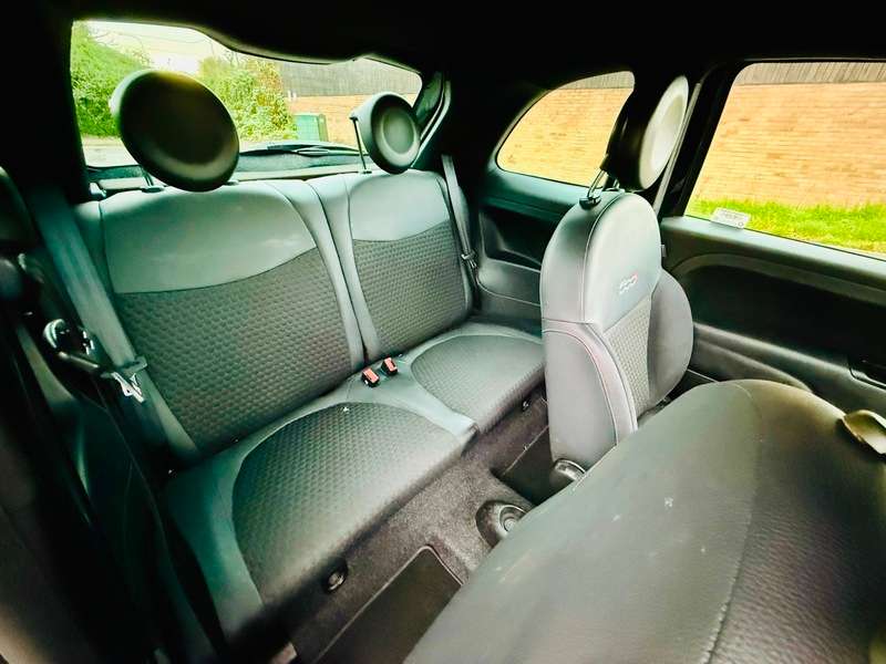 2014 FIAT 500 2014 FIAT 500