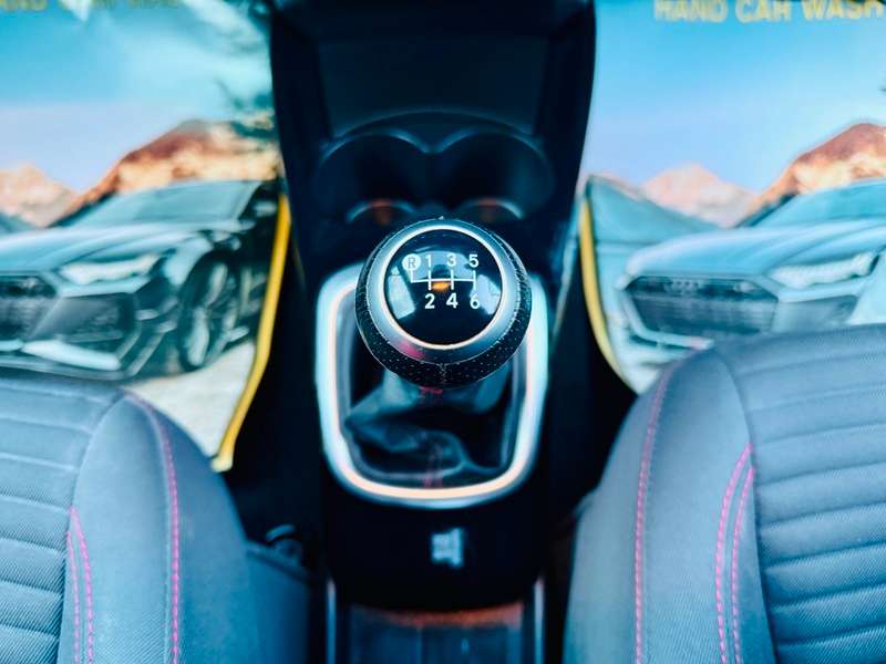 2014 TOYOTA YARIS 2014 TOYOTA YARIS