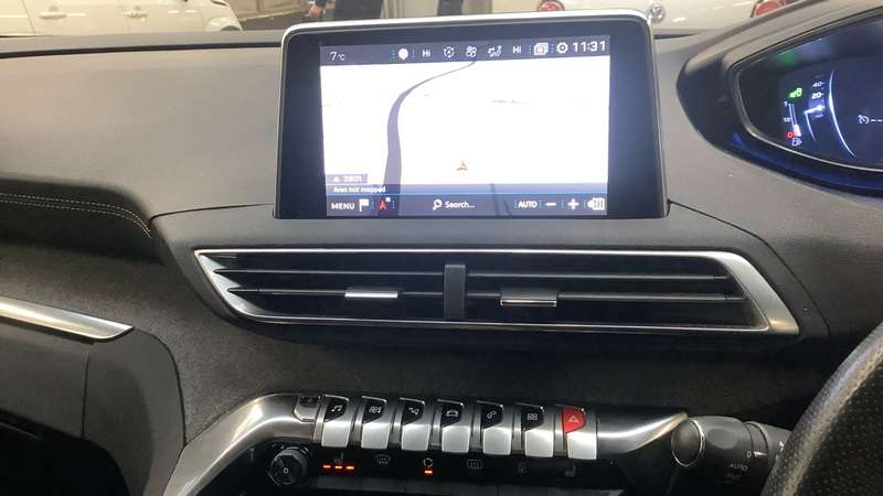 2017 PEUGEOT 3008 2017 PEUGEOT 3008