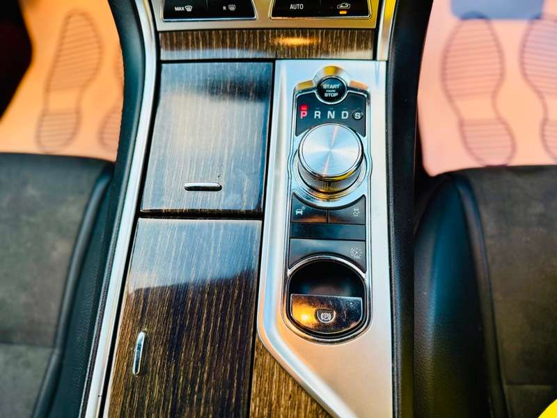 2014 JAGUAR XF 2014 JAGUAR XF