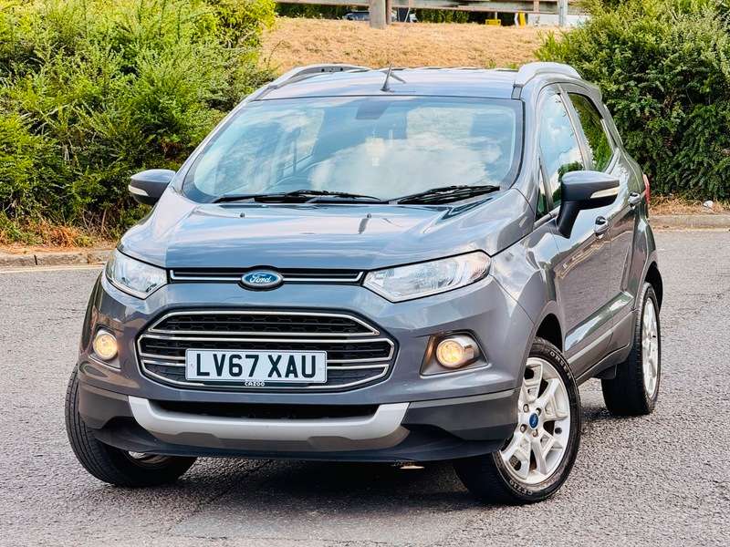 A 2017 FORD ECOSPORT TITANIUM A 2017 FORD ECOSPORT TITANIUM