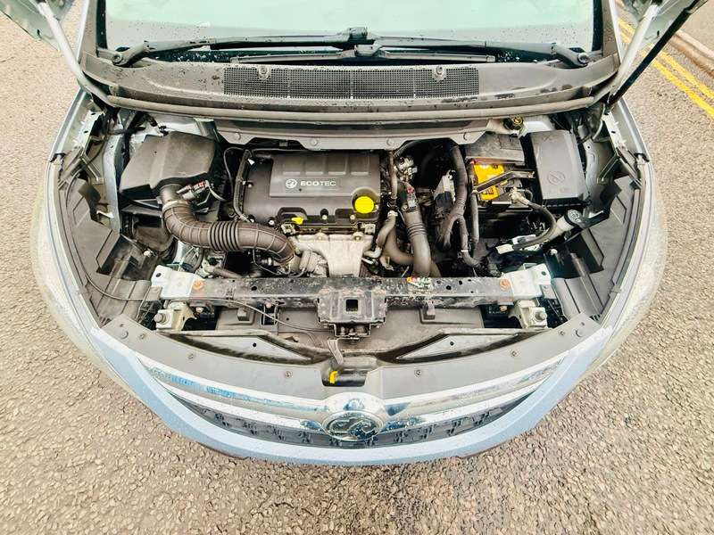 2015 VAUXHALL ZAFIRA TOURER 2015 VAUXHALL ZAFIRA TOURER