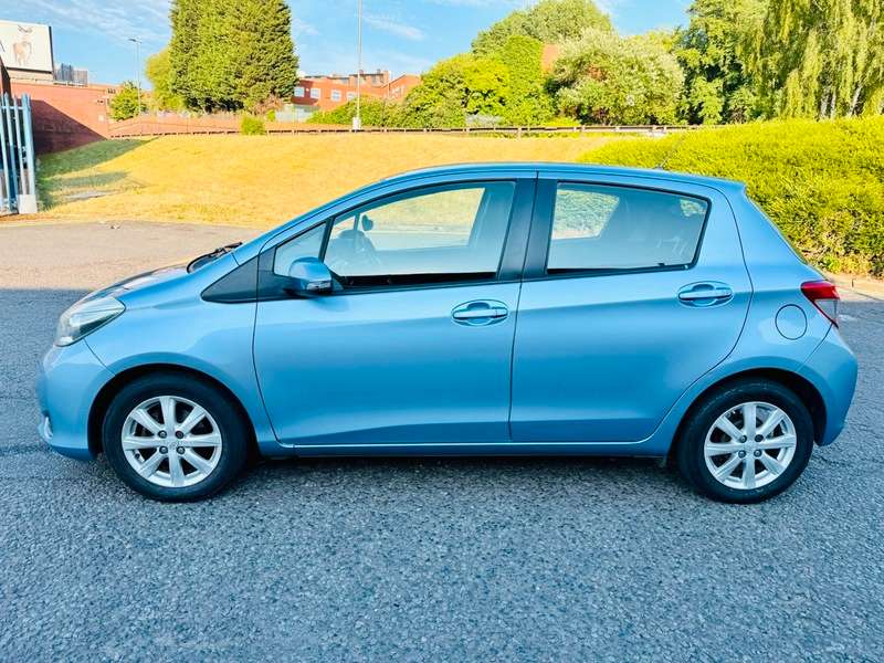 2013 TOYOTA YARIS 2013 TOYOTA YARIS