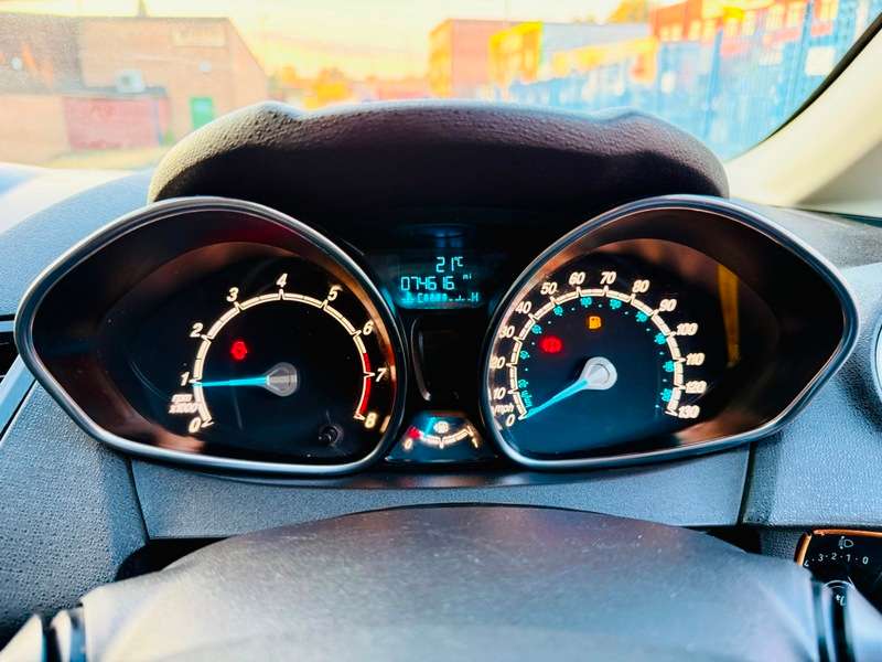 2015 FORD FIESTA 2015 FORD FIESTA