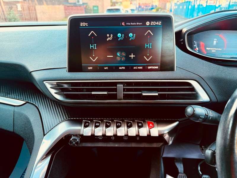 2018 PEUGEOT 3008 2018 PEUGEOT 3008