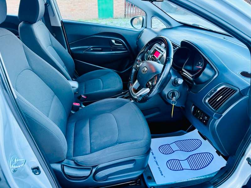 2012 KIA RIO 2012 KIA RIO