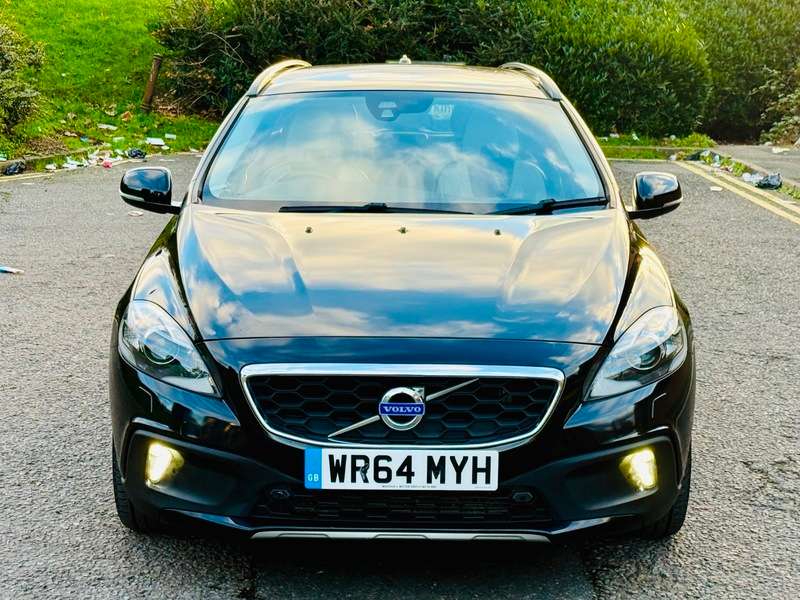 2014 VOLVO V40 2014 VOLVO V40