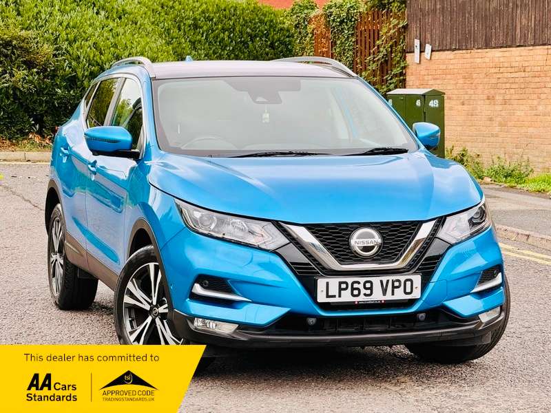 A 2020 NISSAN QASHQAI DIG-T N-CONNECTA A 2020 NISSAN QASHQAI DIG-T N-CONNECTA