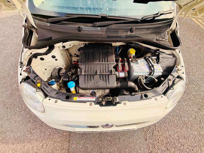 2010 FIAT 500 2010 FIAT 500