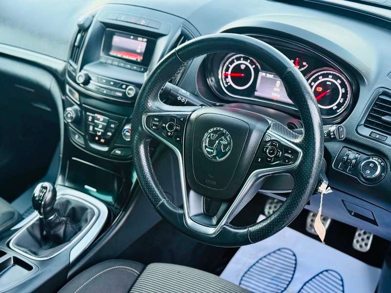 2015 VAUXHALL INSIGNIA 2015 VAUXHALL INSIGNIA