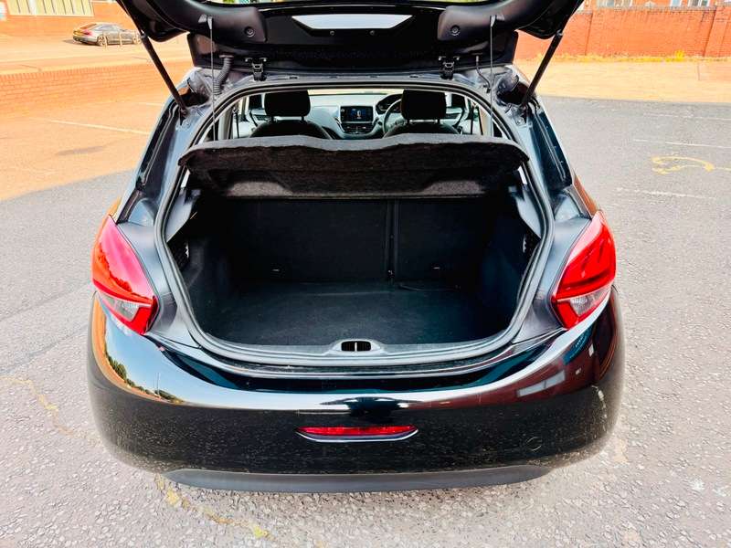 2016 PEUGEOT 208 2016 PEUGEOT 208
