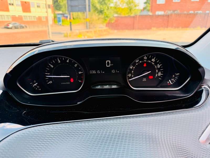 2016 PEUGEOT 208 2016 PEUGEOT 208