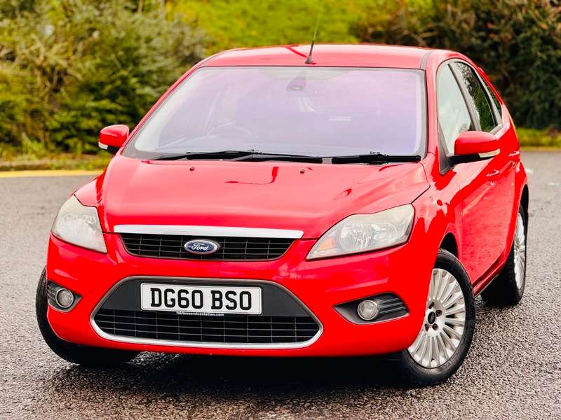 A 2010 FORD FOCUS TITANIUM A 2010 FORD FOCUS TITANIUM