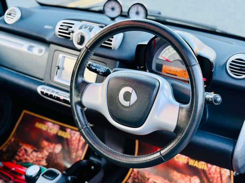 2011 SMART FORTWO 2011 SMART FORTWO