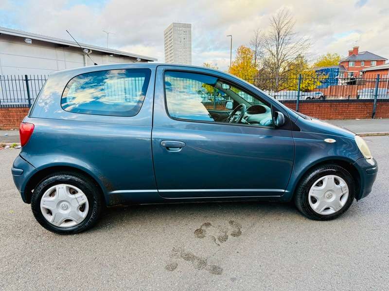 2004 TOYOTA YARIS 2004 TOYOTA YARIS