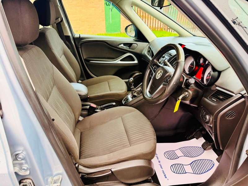 2015 VAUXHALL ZAFIRA TOURER 2015 VAUXHALL ZAFIRA TOURER