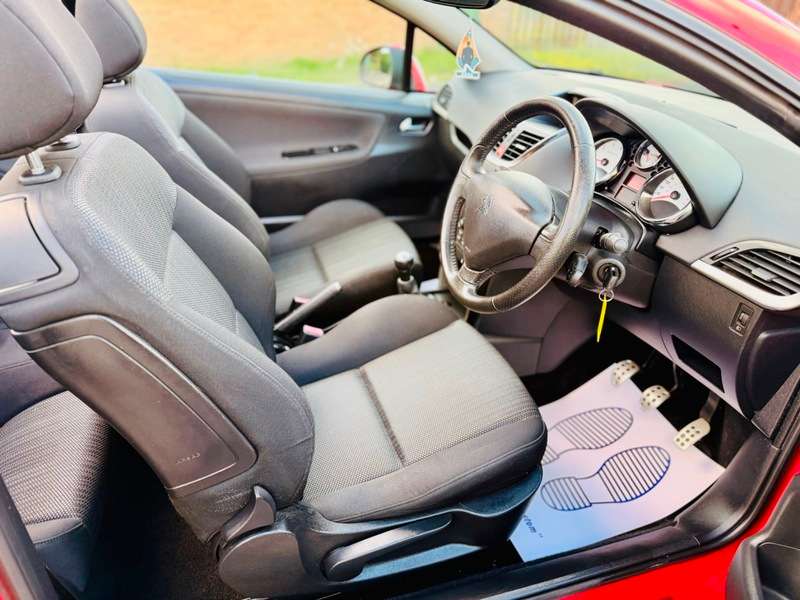 2011 PEUGEOT 207 2011 PEUGEOT 207