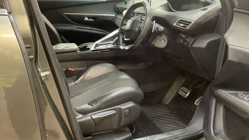 2017 PEUGEOT 3008 2017 PEUGEOT 3008