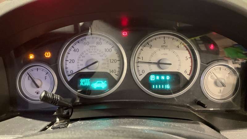 A 2010 CHRYSLER VOYAGER CRD GRAND LIMITED A 2010 CHRYSLER VOYAGER CRD GRAND LIMITED