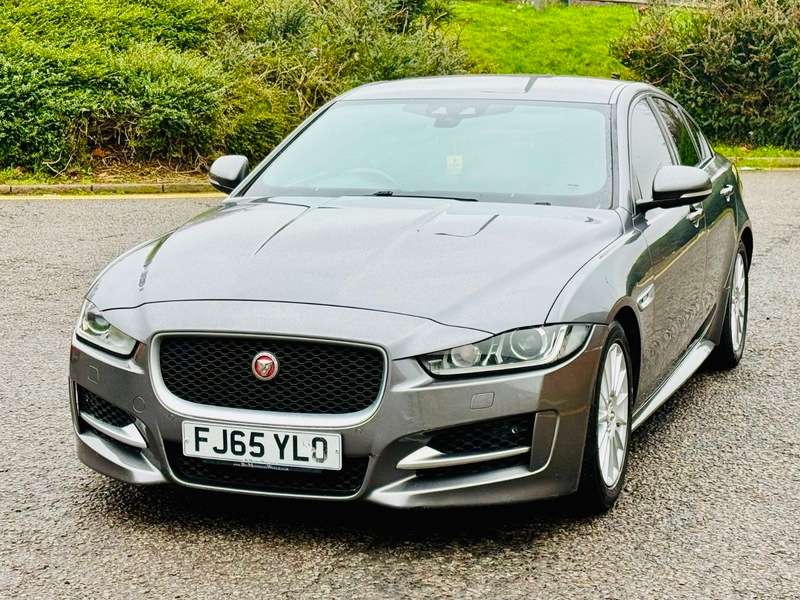 2015 JAGUAR XE 2015 JAGUAR XE