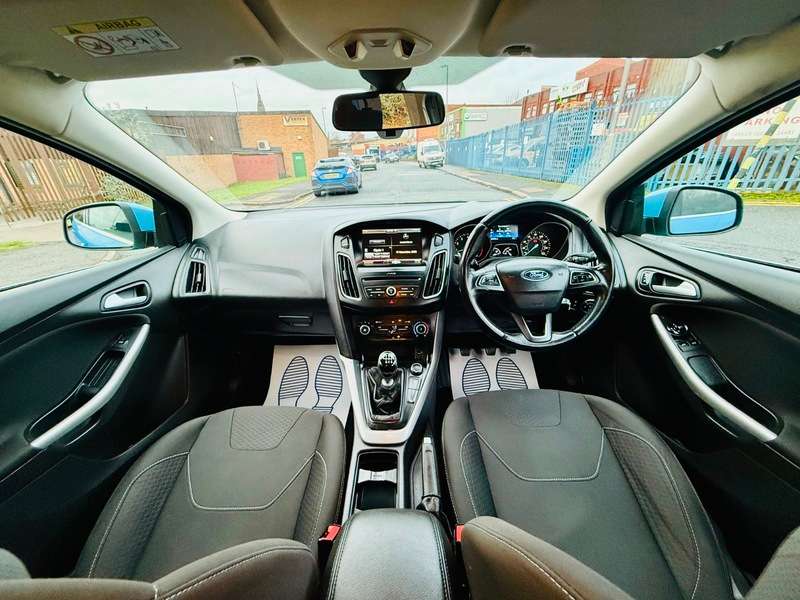 A 2016 FORD FOCUS ZETEC A 2016 FORD FOCUS ZETEC