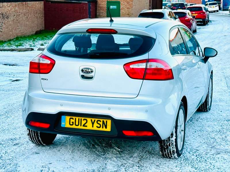 2012 KIA RIO 2012 KIA RIO