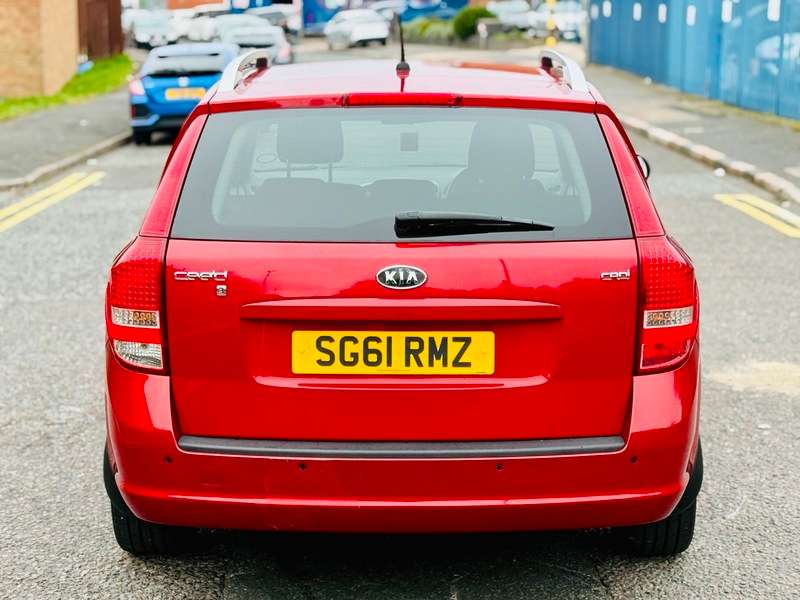 2011 KIA CEED 2011 KIA CEED