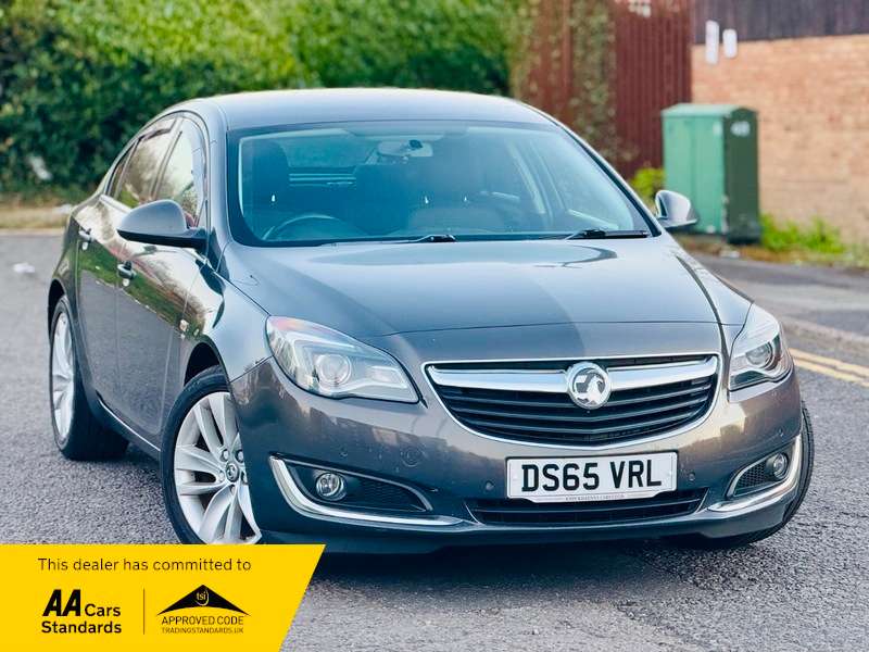 A 2015 VAUXHALL INSIGNIA SRI CDTI S/S A 2015 VAUXHALL INSIGNIA SRI CDTI S/S