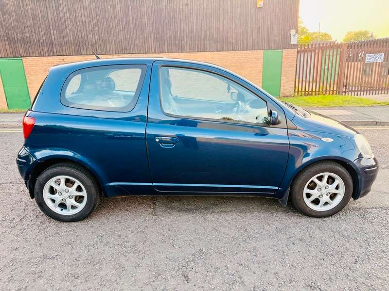 2004 TOYOTA YARIS 2004 TOYOTA YARIS