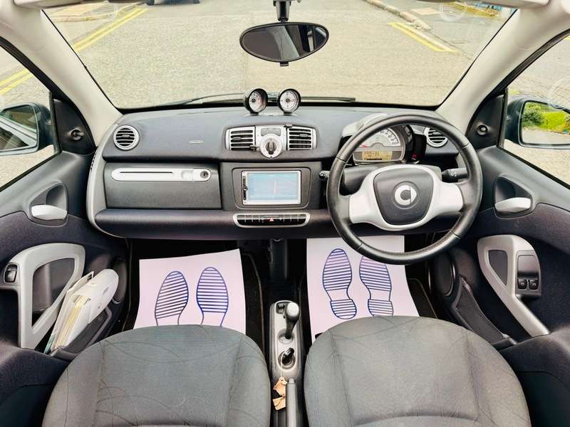 A 2011 SMART FORTWO PASSION MHD A 2011 SMART FORTWO PASSION MHD