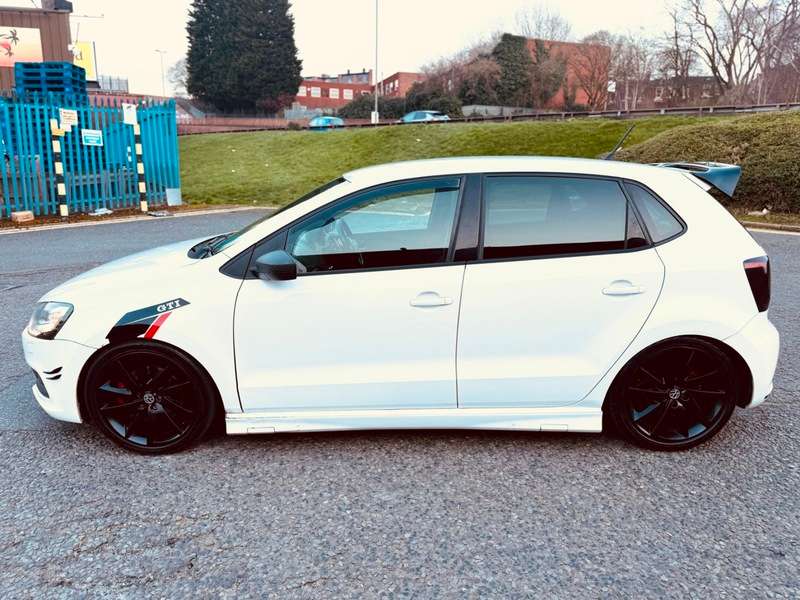 2011 VOLKSWAGEN POLO 2011 VOLKSWAGEN POLO