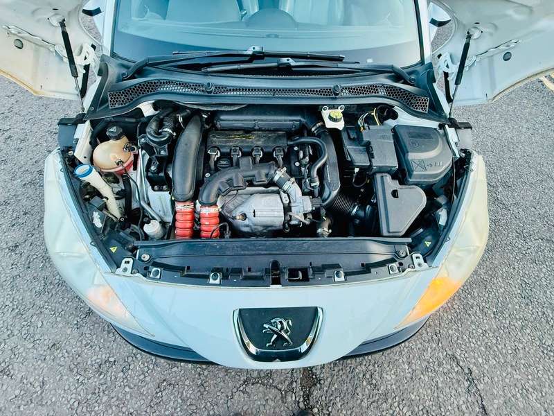 2011 PEUGEOT RCZ 2011 PEUGEOT RCZ