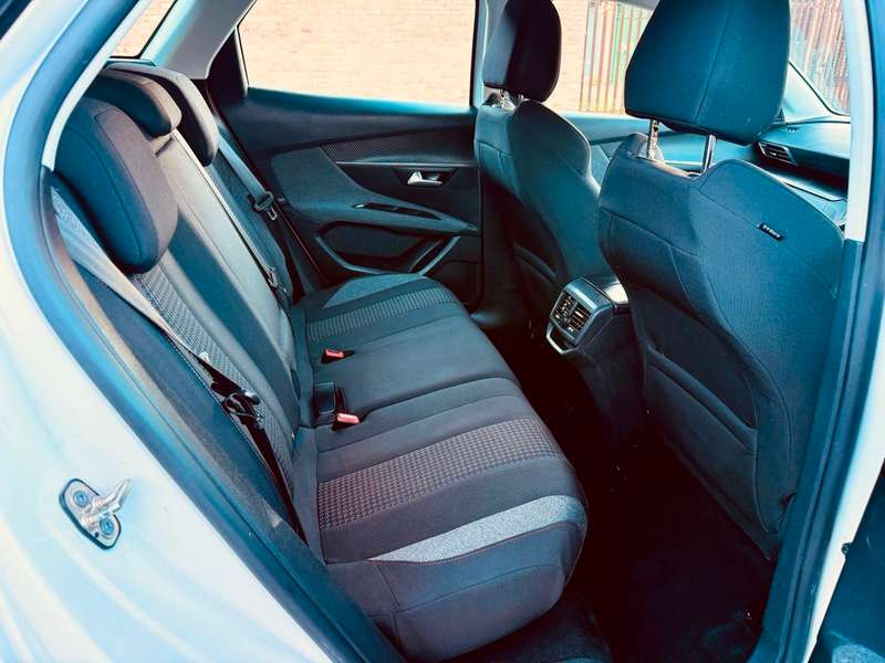 2018 PEUGEOT 3008 2018 PEUGEOT 3008