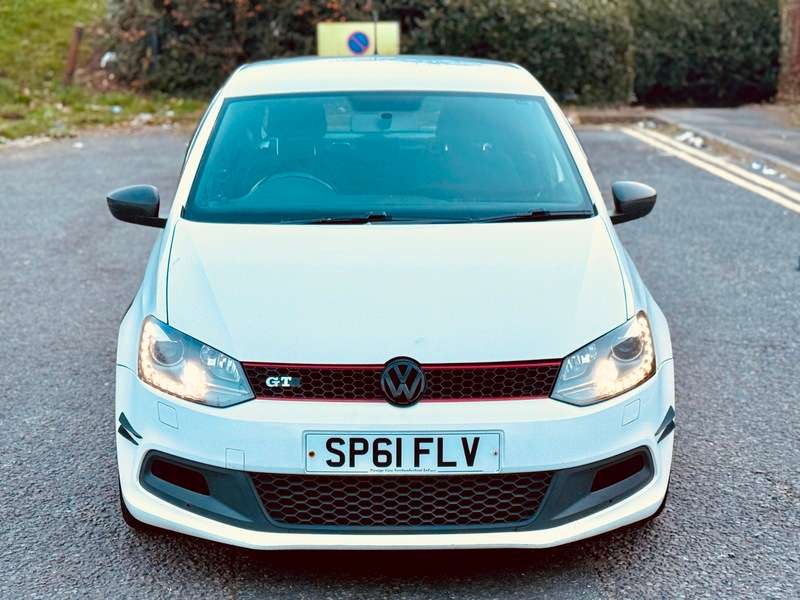 2011 VOLKSWAGEN POLO 2011 VOLKSWAGEN POLO