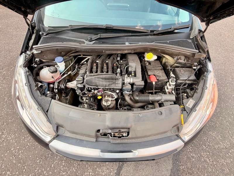 2016 PEUGEOT 208 2016 PEUGEOT 208