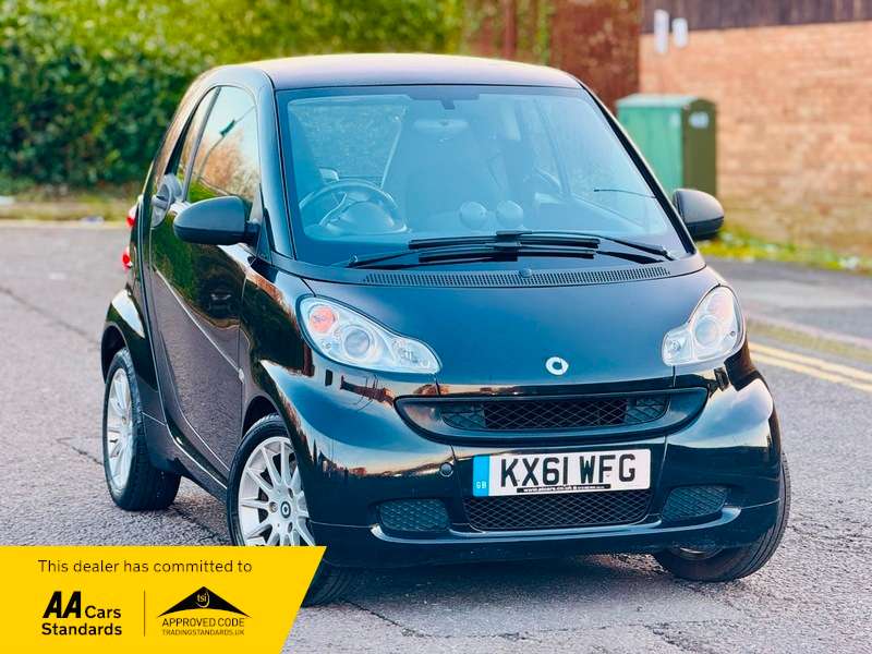 A 2011 SMART FORTWO PASSION CDI A 2011 SMART FORTWO PASSION CDI