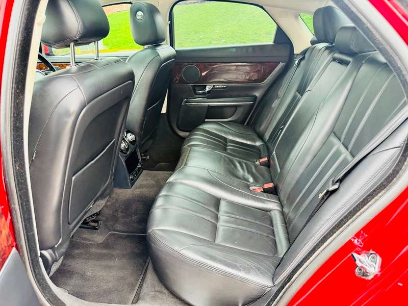 2011 JAGUAR XJ 2011 JAGUAR XJ