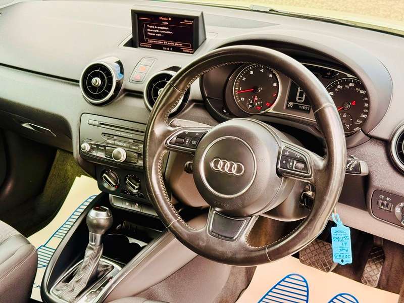 2011 AUDI A1 2011 AUDI A1