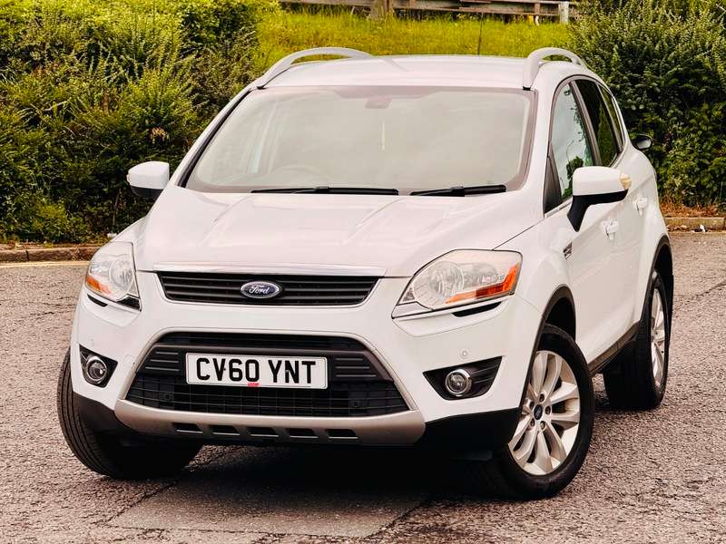 A 2010 FORD KUGA TITANIUM TDCI A 2010 FORD KUGA TITANIUM TDCI