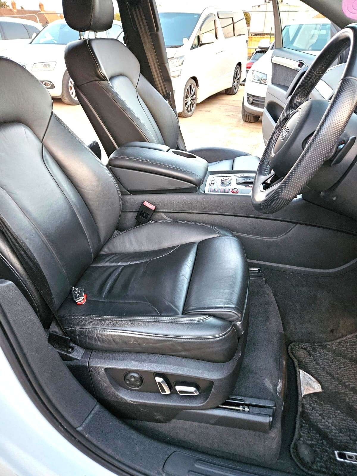 2012 AUDI Q7 2012 AUDI Q7