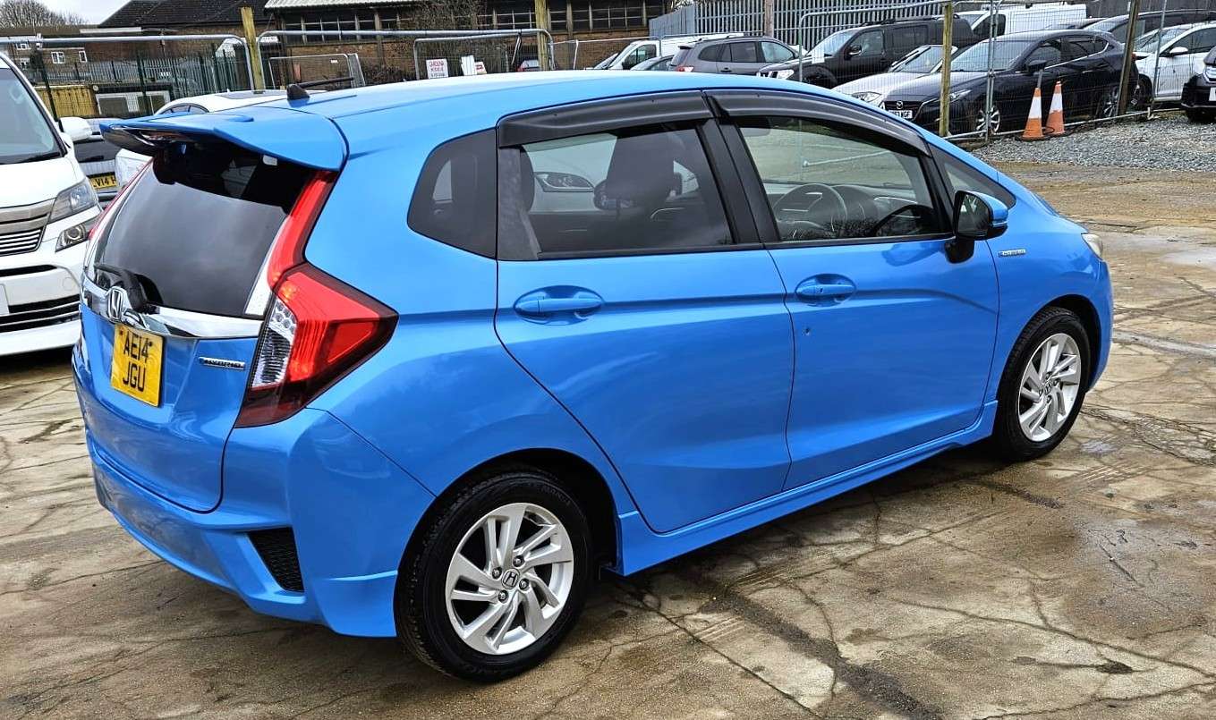 A 2014 HONDA FIT 1.5L HYBRID- ULEZ/CAZ PASS- FREE 18MONTHS GOLD WARRANTY & 12MONTHS AA BREAKDOWN COVER A 2014 HONDA FIT 1.5L HYBRID- ULEZ/CAZ PASS- FREE 18MONTHS GOLD WARRANTY & 12MONTHS AA BREAKDOWN COVER